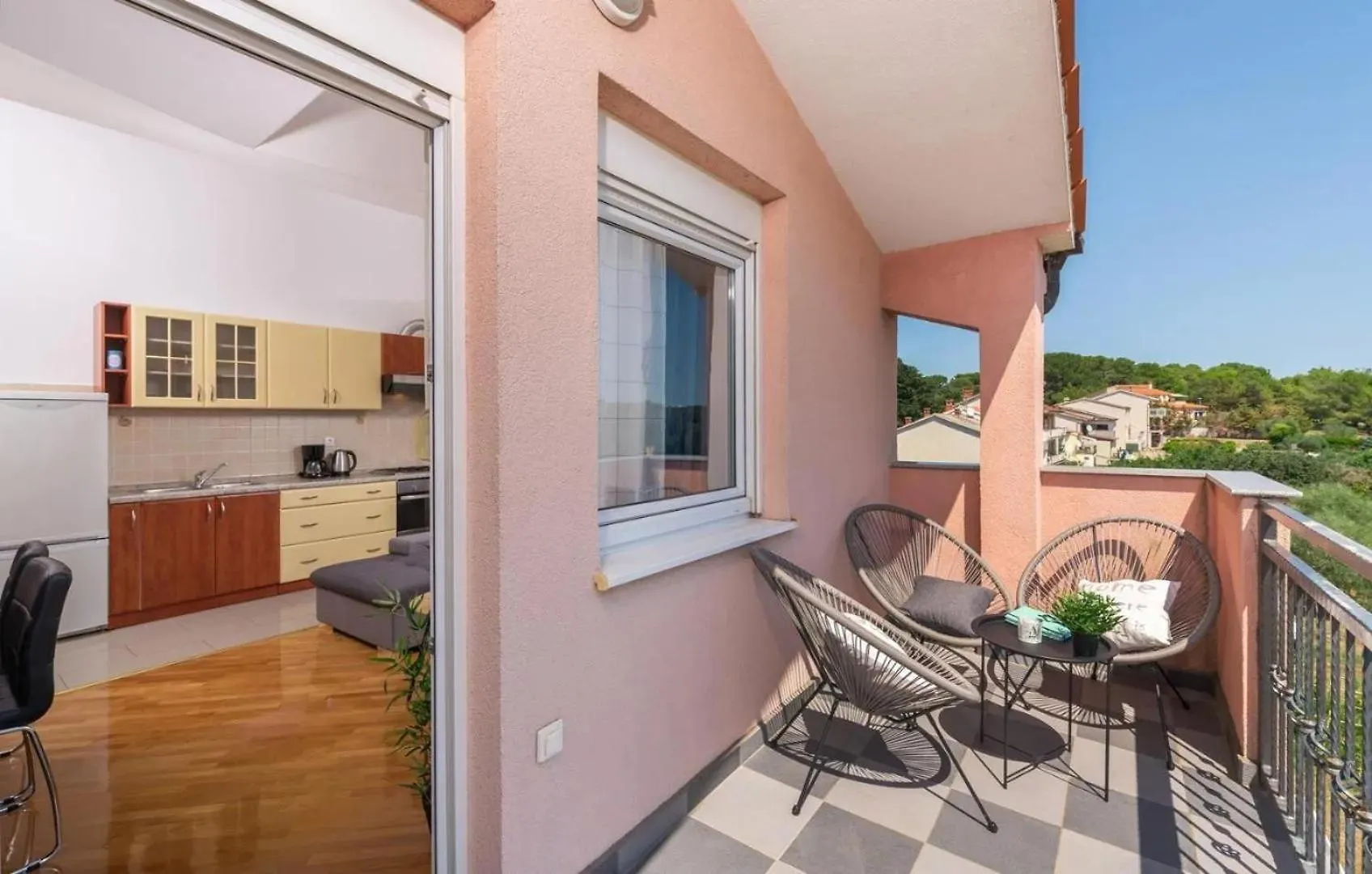 Apartment Near The Center/Beach Pola